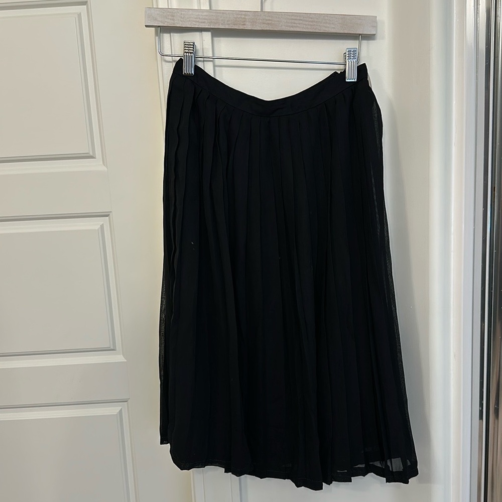 Urban Outfitters pleaded skirt